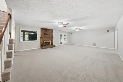 4679 Sparta Pike Watertown TN 37184