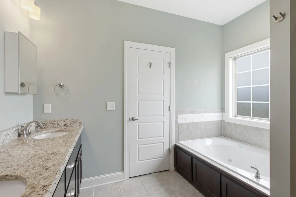 1301 Rivercrest Drive Murfreesboro TN 37129