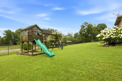 1301 Rivercrest Drive Murfreesboro TN 37129