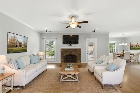 1301 Rivercrest Drive Murfreesboro TN 37129