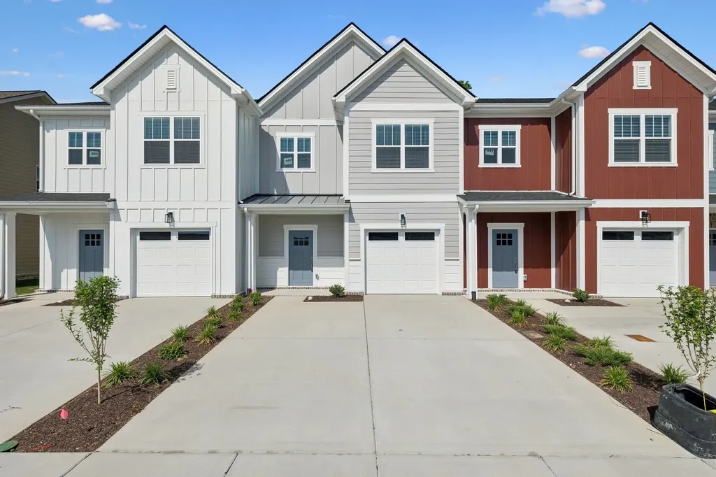 351 Carver Connection Lebanon TN 37087