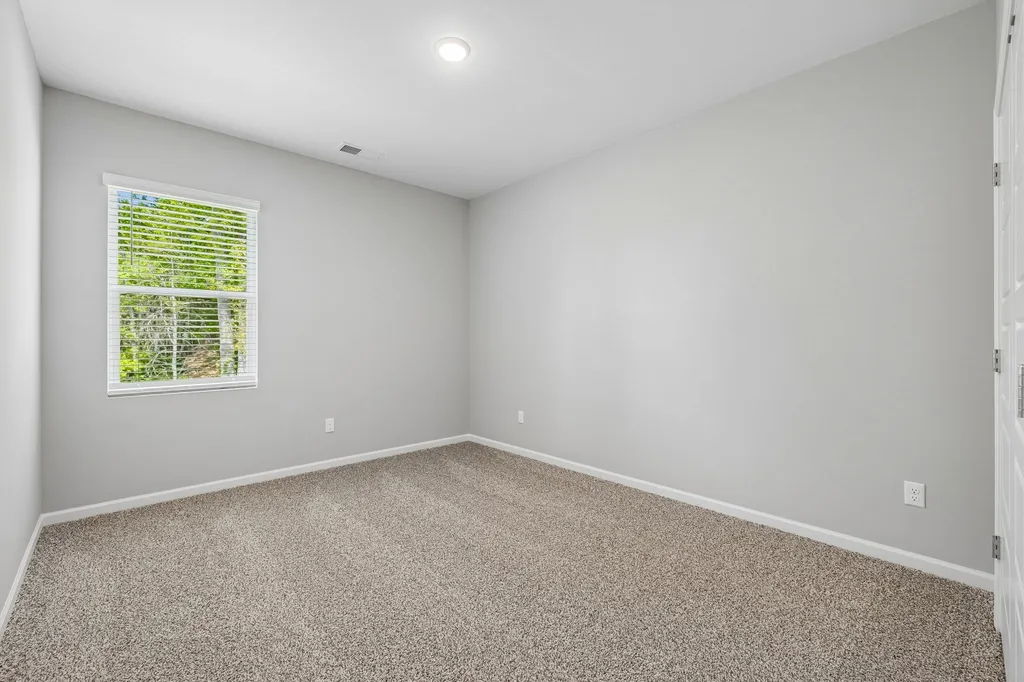 351 Carver Connection Lebanon TN 37087