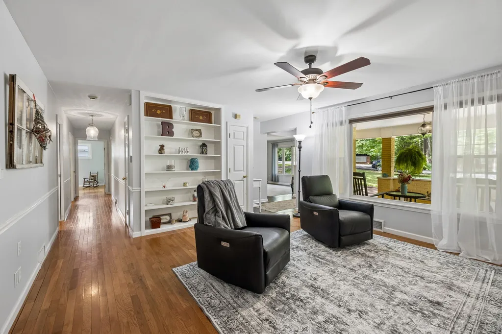 101 W Hills Terrace Dickson TN 37055