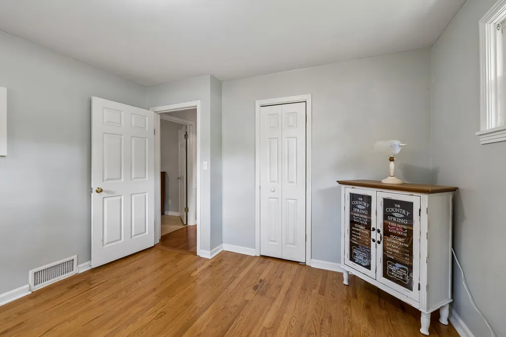 101 W Hills Terrace Dickson TN 37055