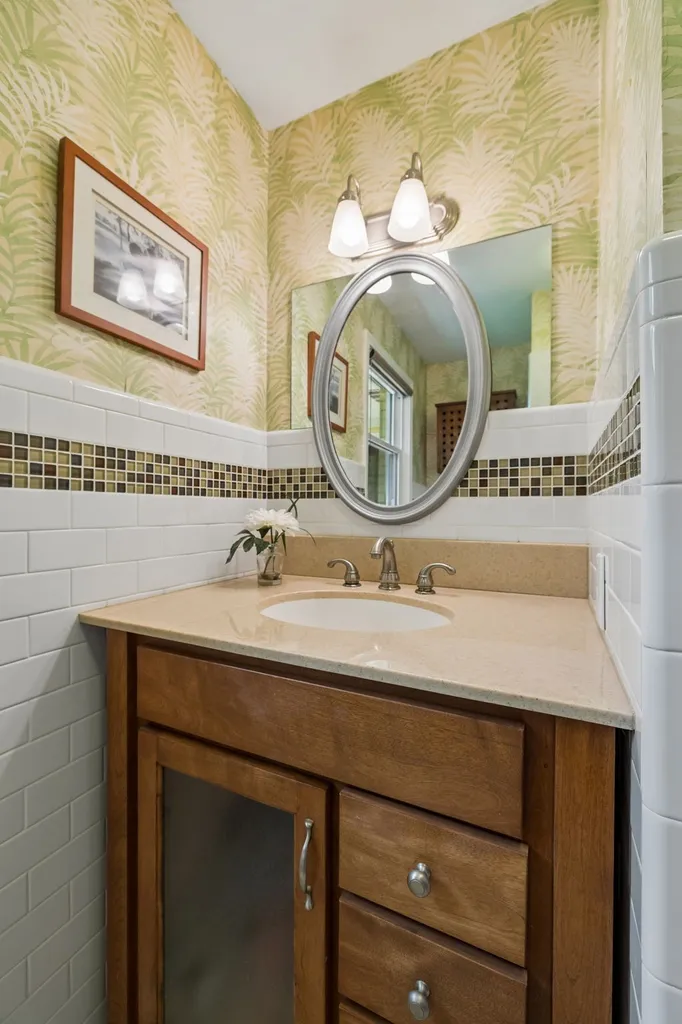 101 W Hills Terrace Dickson TN 37055