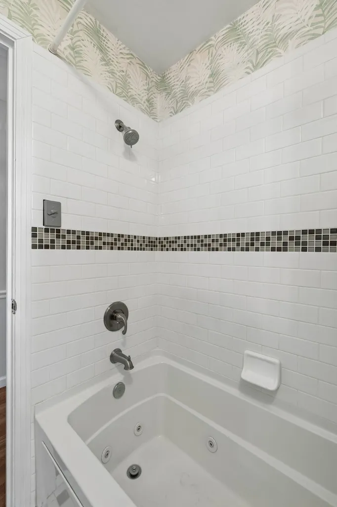 101 W Hills Terrace Dickson TN 37055