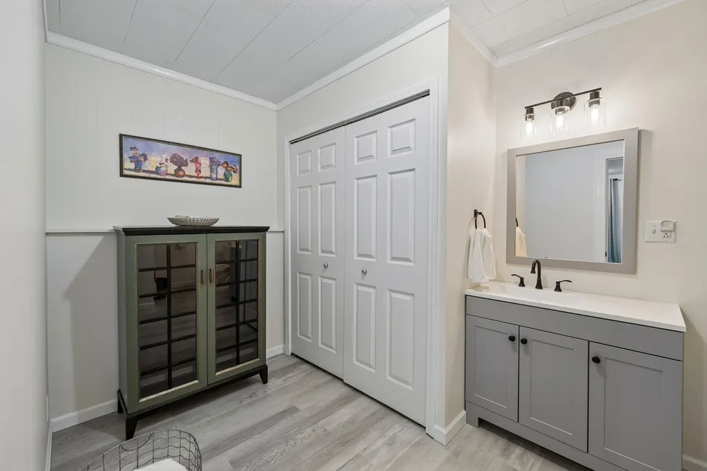 101 W Hills Terrace Dickson TN 37055