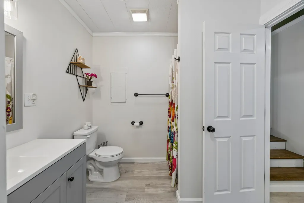 101 W Hills Terrace Dickson TN 37055