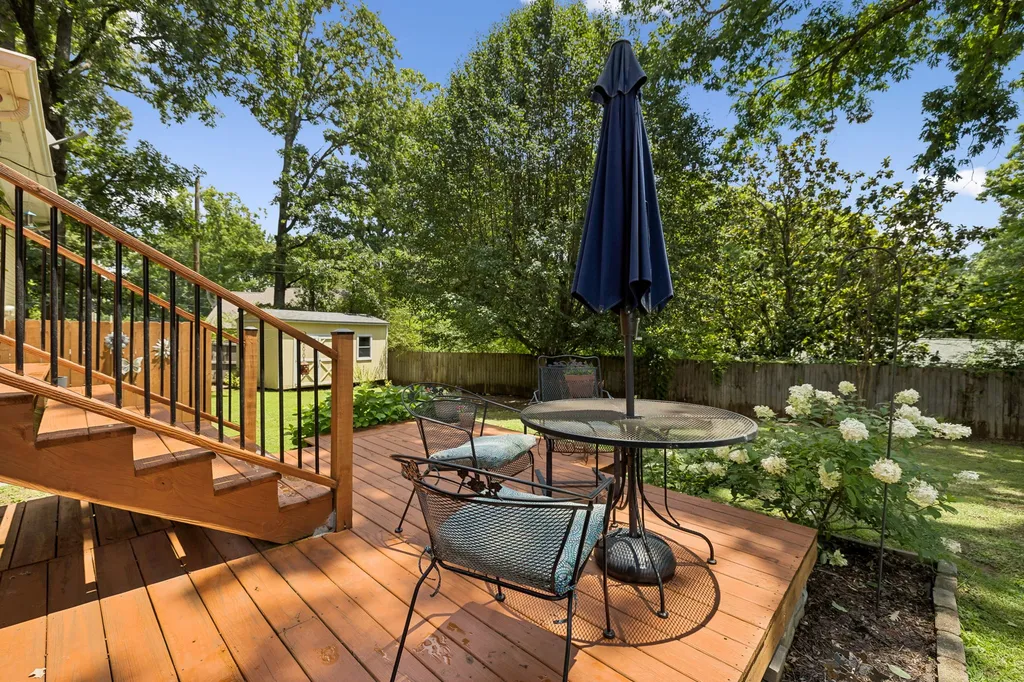 101 W Hills Terrace Dickson TN 37055