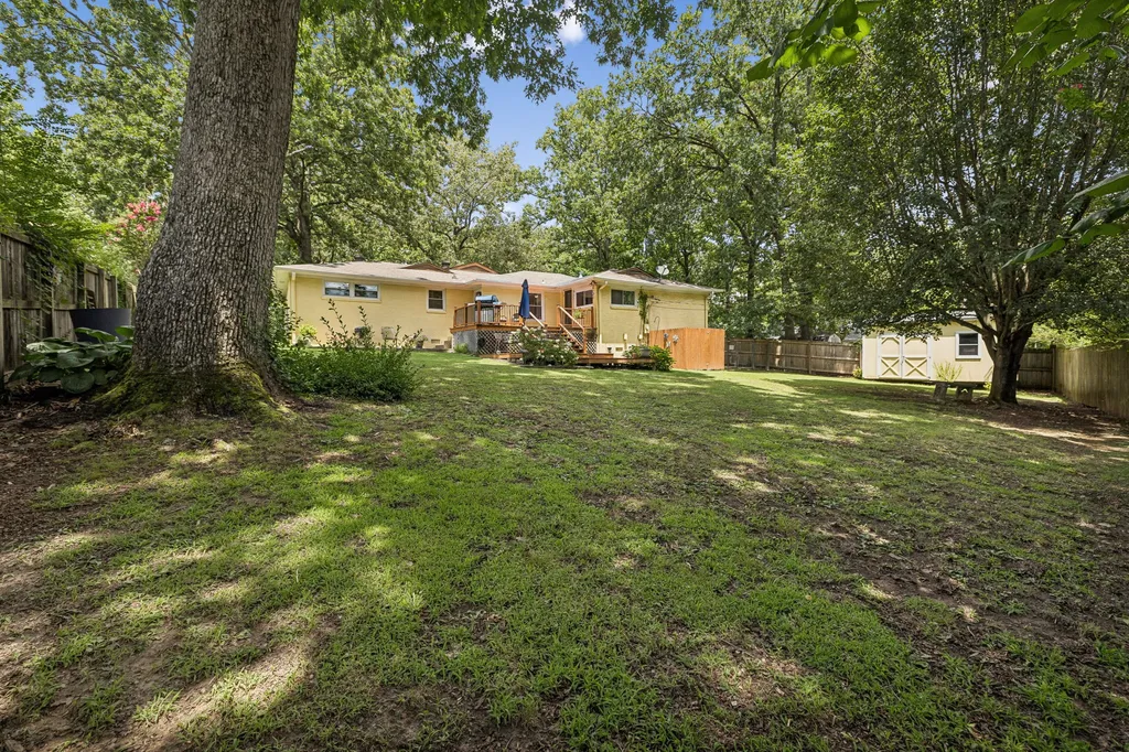 101 W Hills Terrace Dickson TN 37055