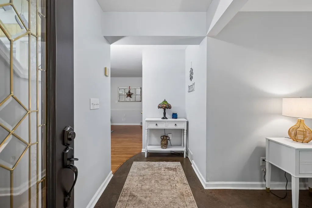 101 W Hills Terrace Dickson TN 37055