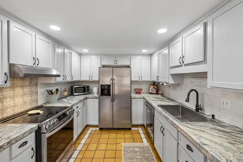 101 W Hills Terrace Dickson TN 37055