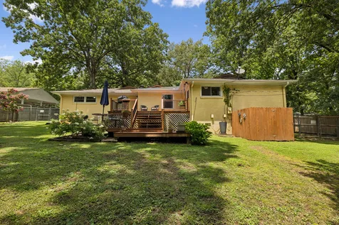 101 W Hills Terrace Dickson TN 37055