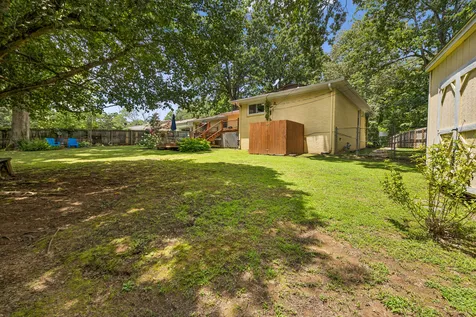 101 W Hills Terrace Dickson TN 37055