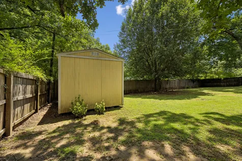 101 W Hills Terrace Dickson TN 37055