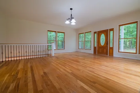 221 Winding Way Normandy TN 37360