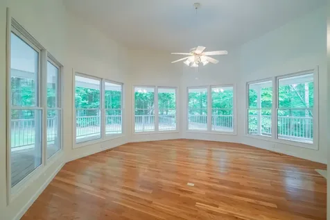 221 Winding Way Normandy TN 37360