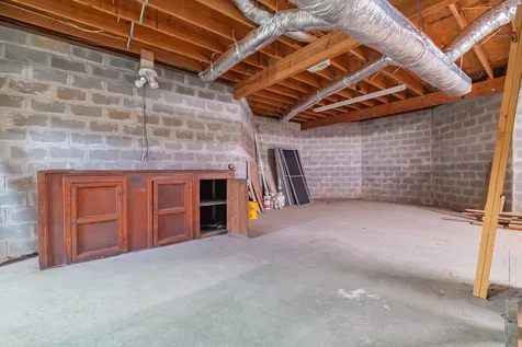 221 Winding Way Normandy TN 37360