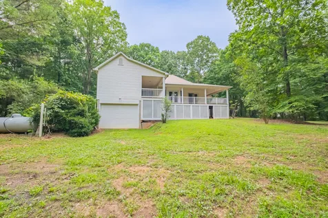 221 Winding Way Normandy TN 37360