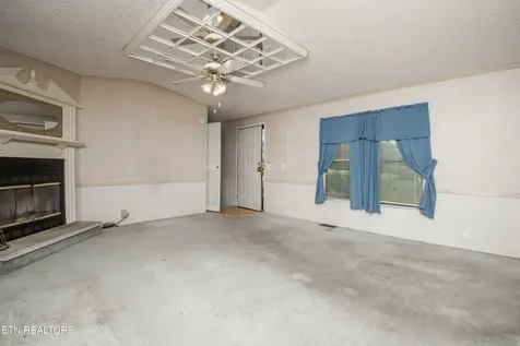 413 Mason Lane Loudon TN 37774