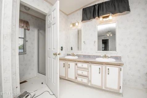 413 Mason Lane Loudon TN 37774
