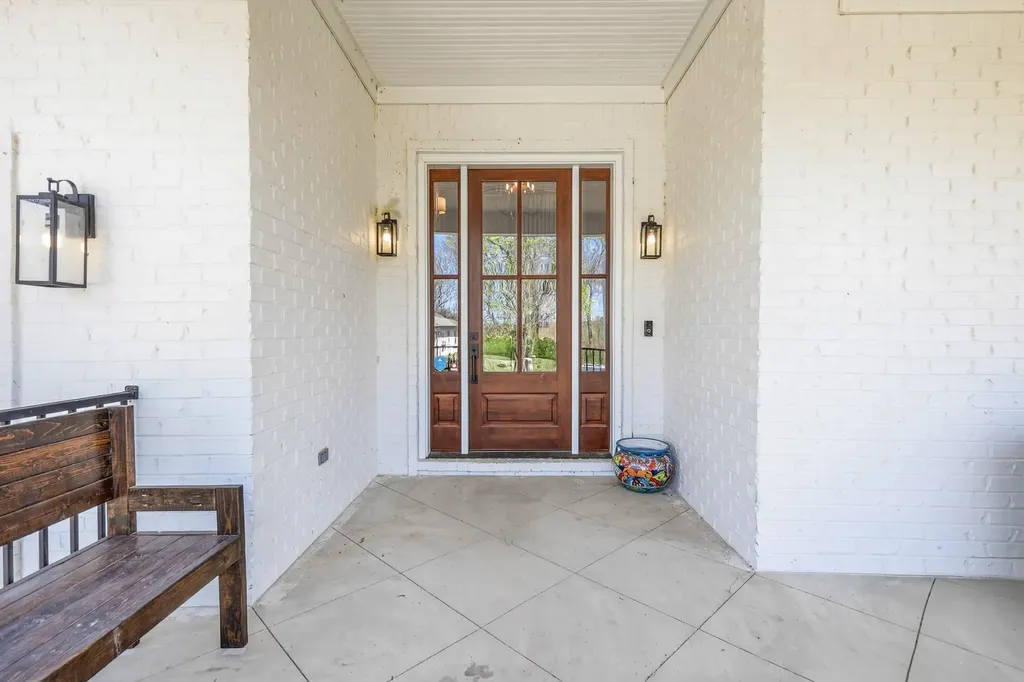 1089 Old Williamsport Pike Columbia TN 38401