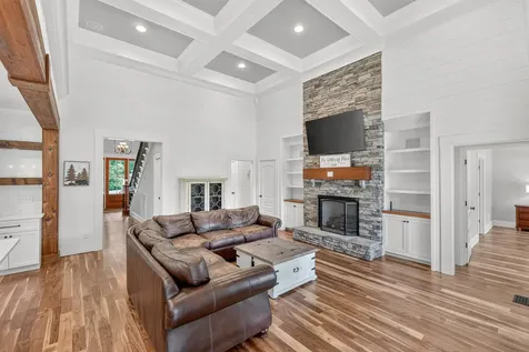 1089 Old Williamsport Pike Columbia TN 38401