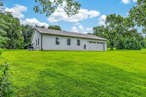1089 Old Williamsport Pike Columbia TN 38401