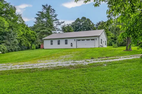 1089 Old Williamsport Pike Columbia TN 38401