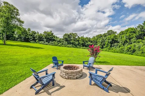 1089 Old Williamsport Pike Columbia TN 38401