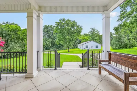 1089 Old Williamsport Pike Columbia TN 38401