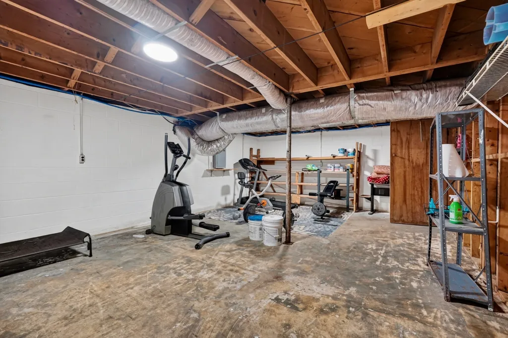 234 Jim Hennessee Road Sparta TN 38583