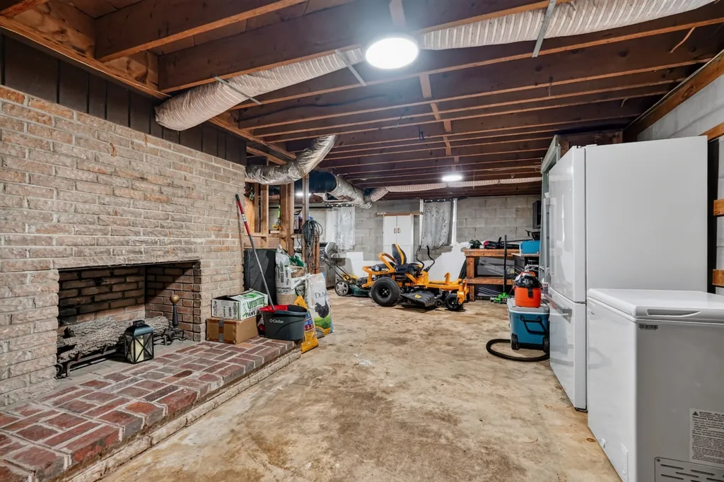 234 Jim Hennessee Road Sparta TN 38583