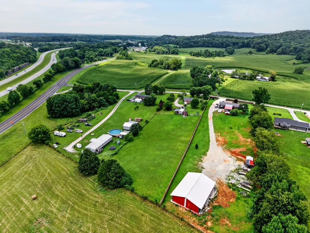 234 Jim Hennessee Road Sparta TN 38583