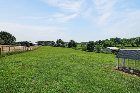234 Jim Hennessee Road Sparta TN 38583