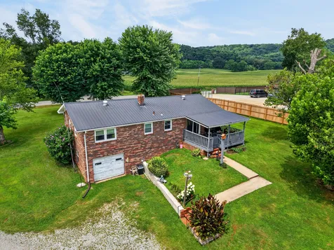 234 Jim Hennessee Road Sparta TN 38583
