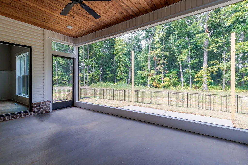 1073 Gratton Road Clarksville TN 37043