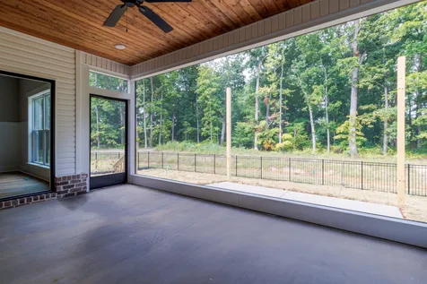 1073 Gratton Road Clarksville TN 37043