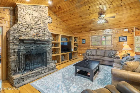151 Sequoyah Village Road Townsend TN 37882