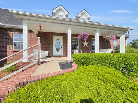 3265 Highway 141, N Hartsville TN 37074