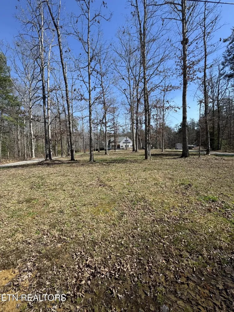 841 Spearhead Circle Clarkrange TN 38553