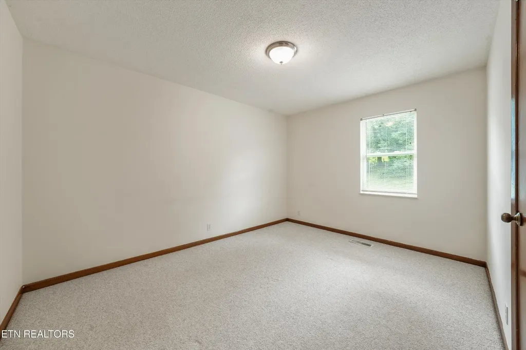 10725 Bell Valley Drive Knoxville TN 37934