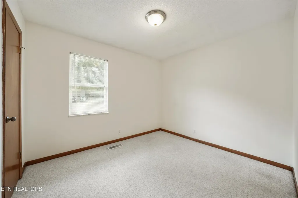 10725 Bell Valley Drive Knoxville TN 37934