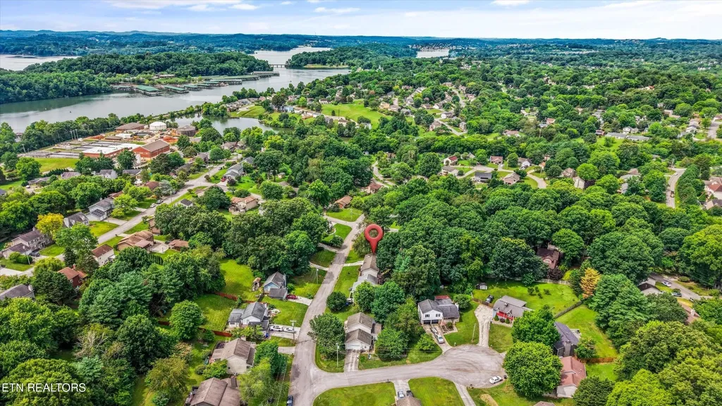 10725 Bell Valley Drive Knoxville TN 37934