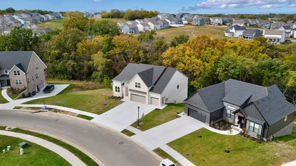 504 Smokey Ridge Nolensville TN 37135