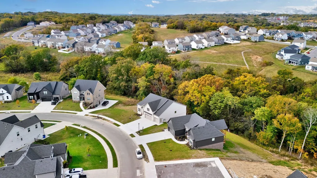 504 Smokey Ridge Nolensville TN 37135