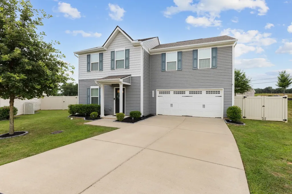 2000 Brokeshire Drive White House TN 37188
