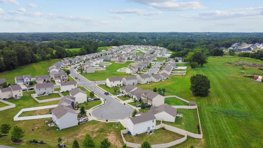 2000 Brokeshire Drive White House TN 37188