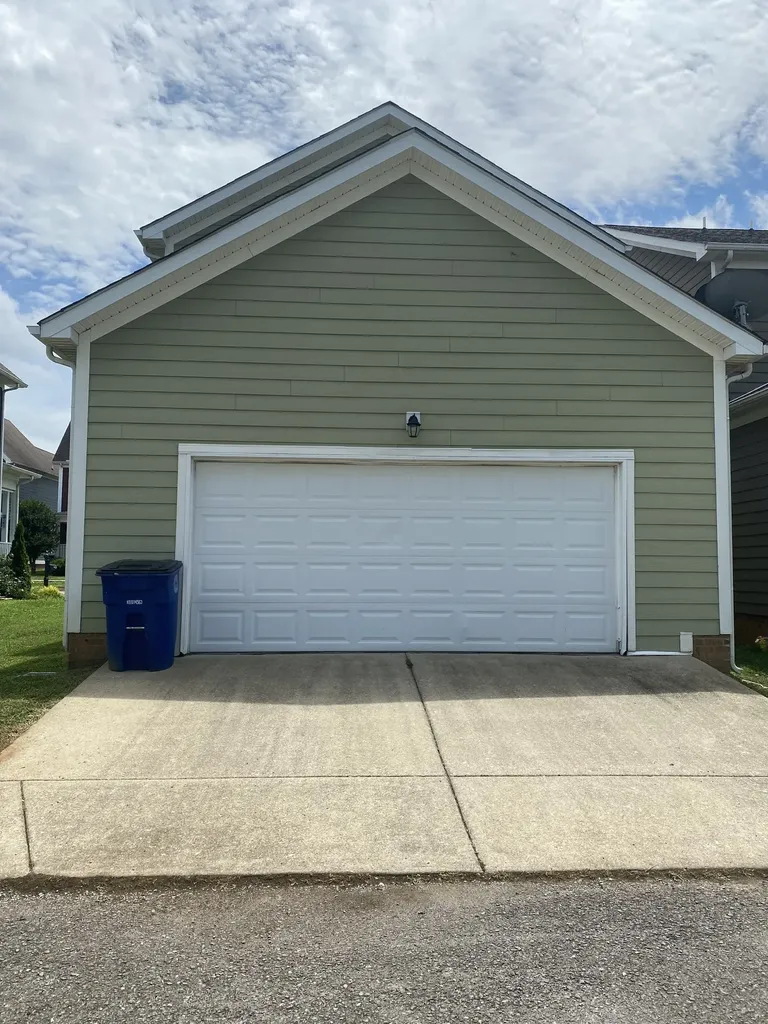 105 St Charles Place Shelbyville TN 37160