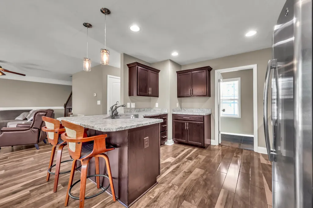 561 Medallion Circle Clarksville TN 37042